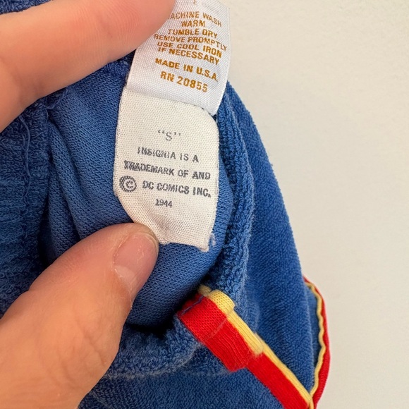 Vintage Kids Superman Shorts - Picture 4 of 5